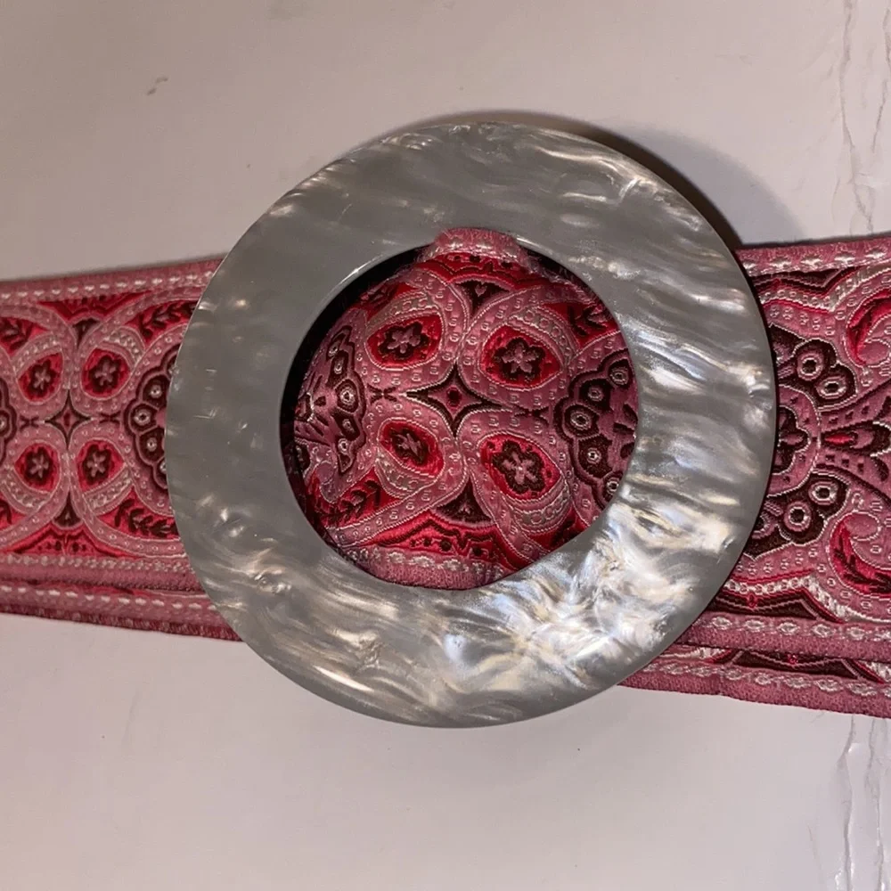 Womens Pink Cloth Belt Faux Abalone Mother of Pearl Round Resin Buckle Boho